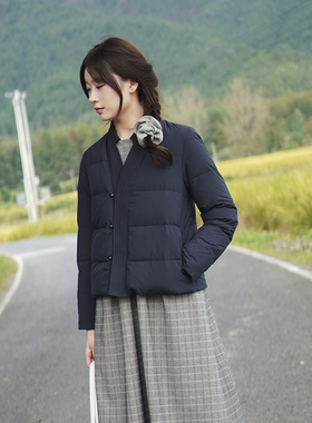 23QDA-326【秋染晴空】前世今生轻中式汉服式交叠V领短款羽绒服