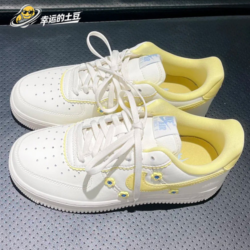 待Nike/耐克AIR FORCE 1女子AF1空军板鞋运动休闲鞋IW2348-170