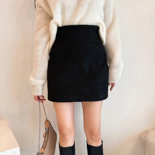 字短裙子配毛衣半裙小个子