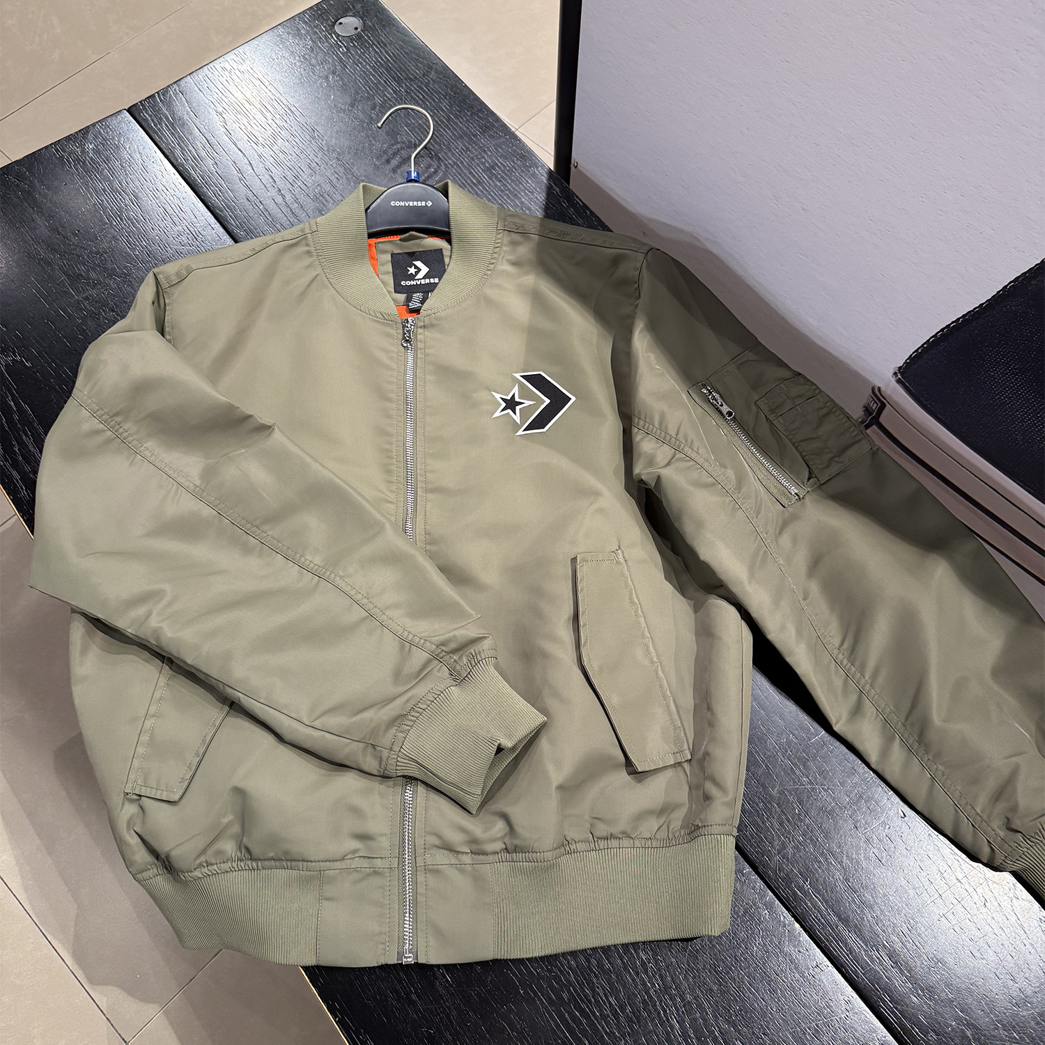 正品匡威男刺绣LOGO飞行员夹克