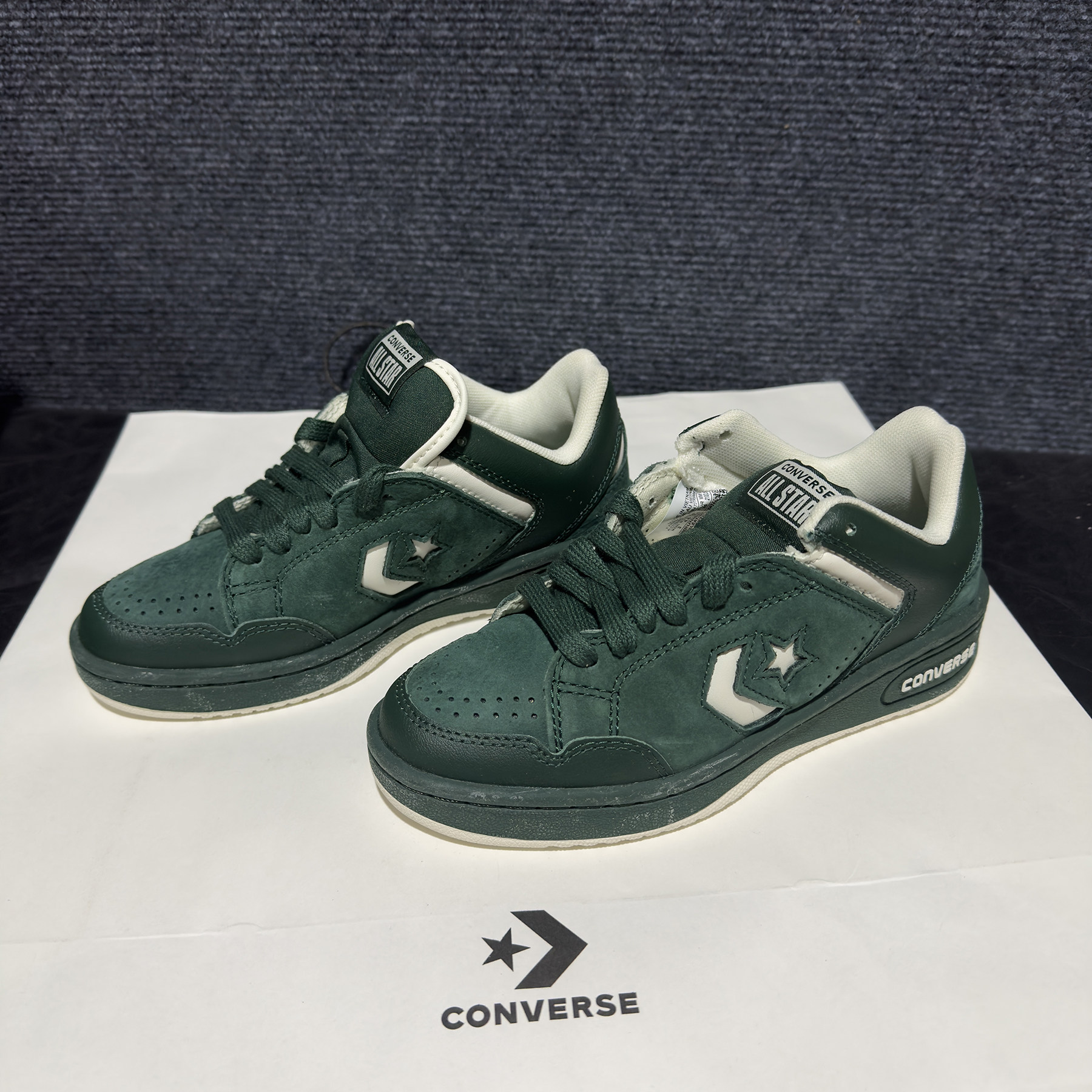 正品converse匡威 无鞋盒特价weapon墨绿磨砂皮低帮篮球鞋A11104C