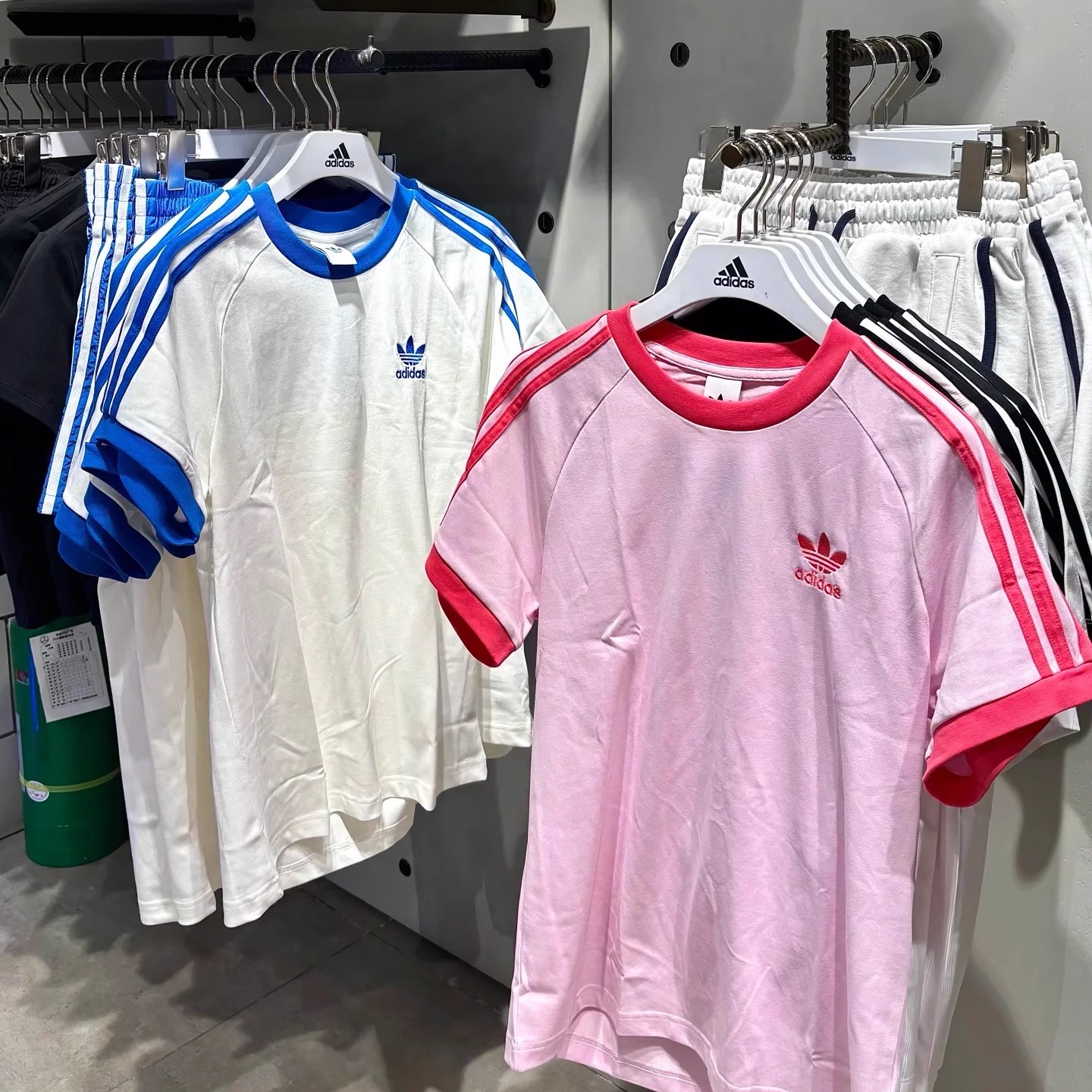 Adidas三叶草正品25年夏季男女经典款运动短袖T恤 KR0291 KR0292