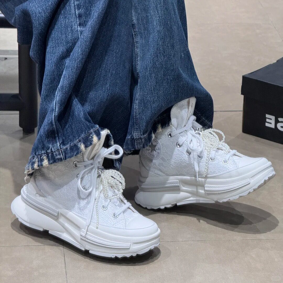 匡威白色蕾丝高帮厚底帆布鞋图片