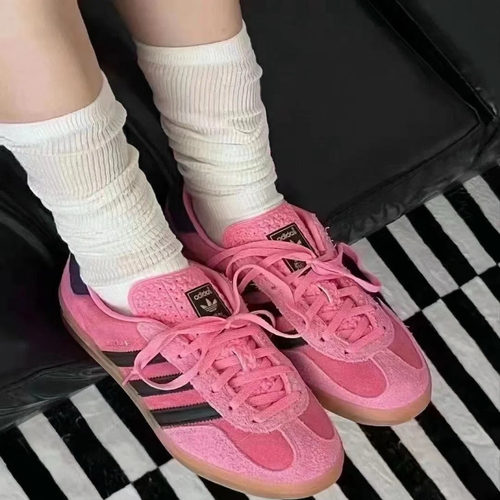 Adidas三叶草男女GAZELLE 低帮绒面革德训复古T头运动板鞋IE7002