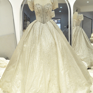 二手 拖尾婚纱抹胸袖子款两穿爆闪重工显瘦仪式纱主纱立体裁剪