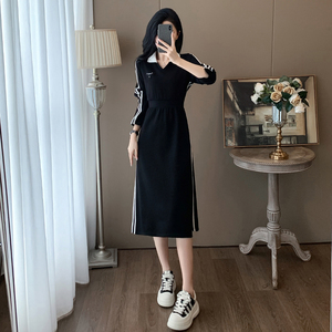 2024春秋装新款长袖休闲开叉卫衣裙女气质收腰显瘦中长打底连衣裙