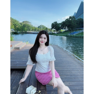 法式大码微胖女生夏季白色方领泡泡袖气质收腰衬衫上衣