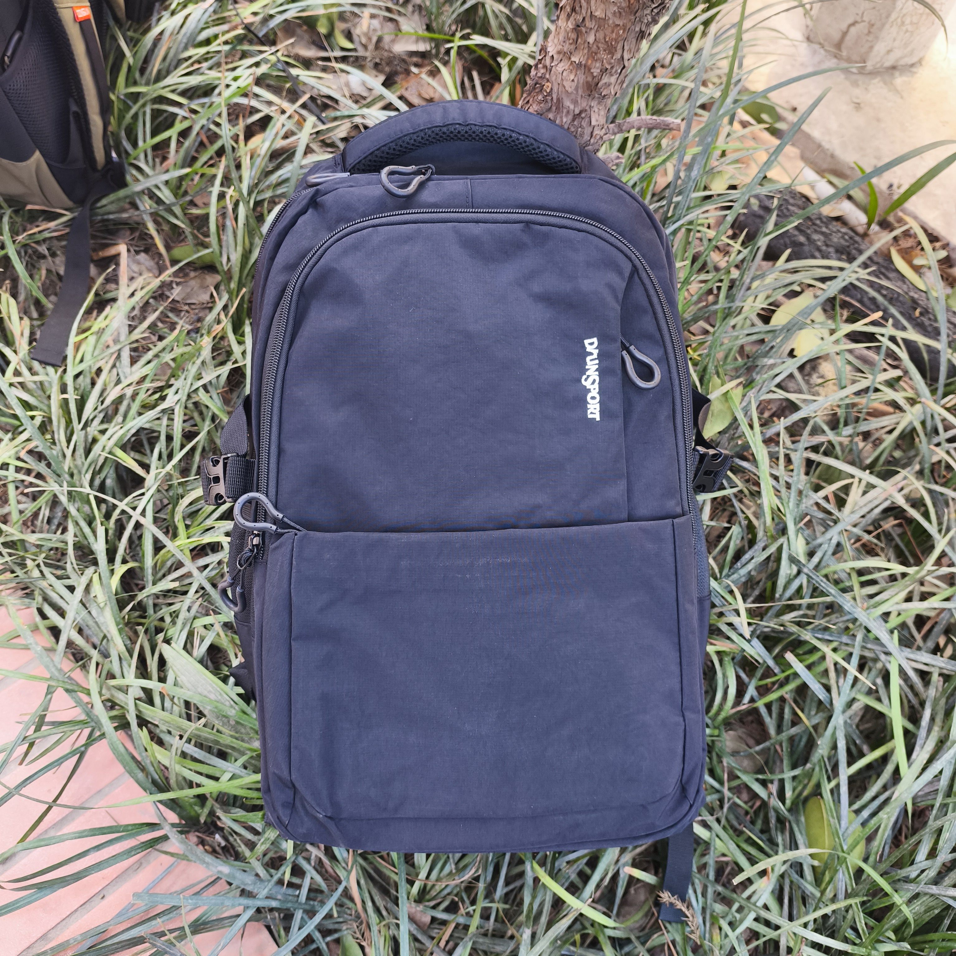 双肩背包简约电脑包五六学生书包轻便通勤女休闲短途出差防水背包