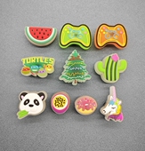 Crocs配饰正品 洞洞鞋 花鞋 2023新款 扣 趣味LED闪灯卡骆驰智必配件