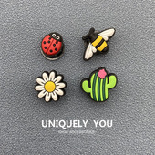 鞋 新款 扣饰卡骆驰智必配件星瓢虫蜜蜂雏菊 洞洞鞋 花 Crocs鞋 花正品