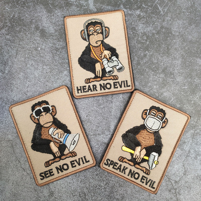 个性猴子勿看听言创意魔术贴臂章