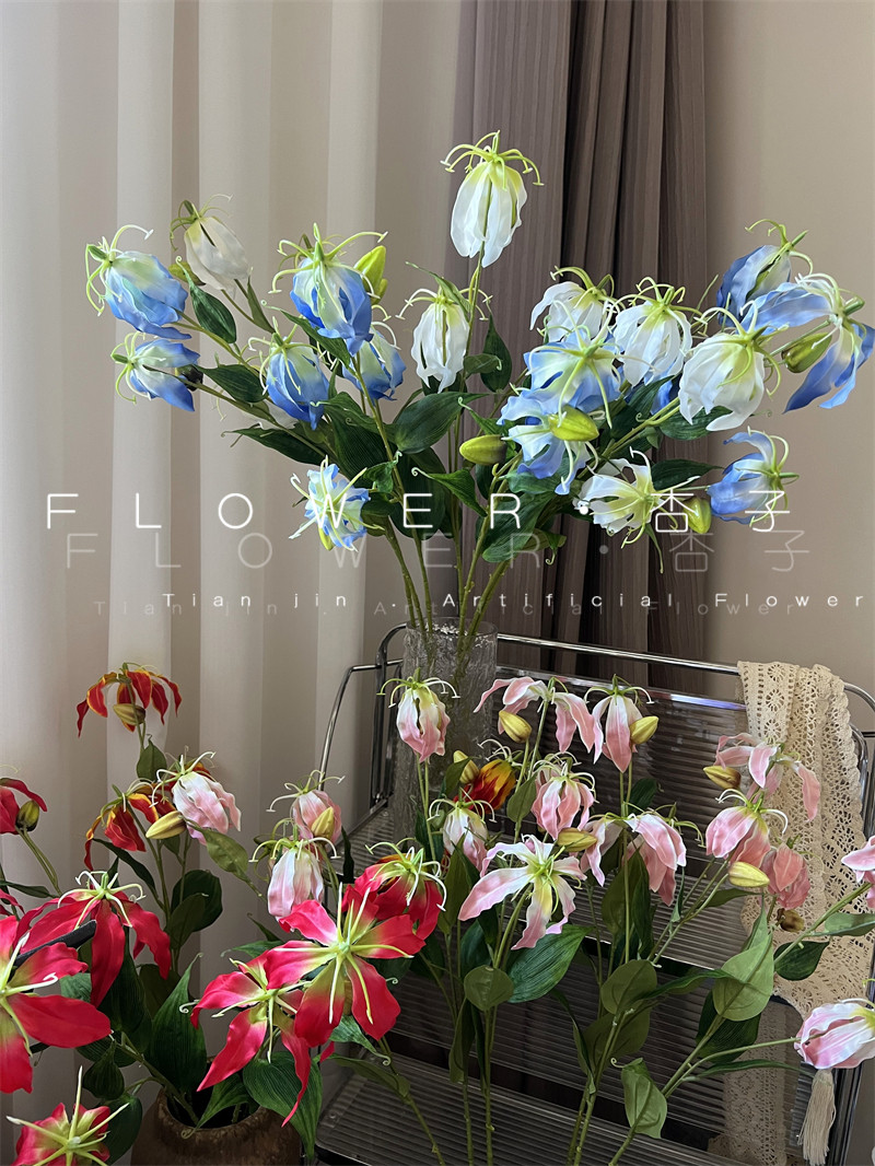 嘉兰百合仿真花火焰百合造型花艺设计款手捧花束配花婚庆花材软装