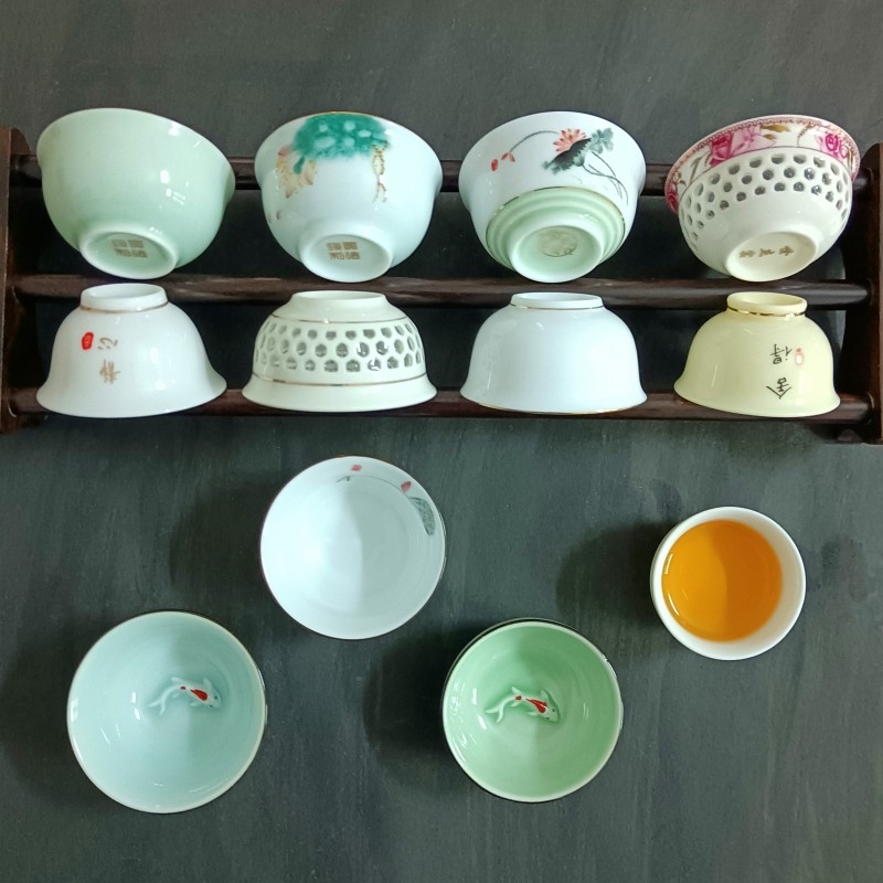 青瓷工夫茶杯陶龙泉小号玲珑蜂巢反口直身荷花水墨中式品茗个人主,餐饮具,茶杯,淘宝优惠券,粉丝福利购,淘宝优惠卷