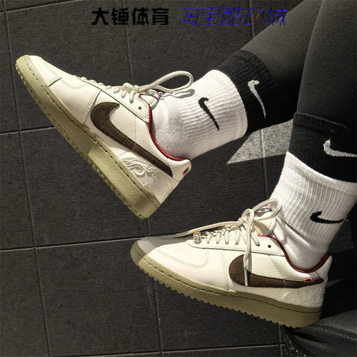 Nike/耐克Field General女鞋米色马年限定低帮舒适板鞋IQ1144-022