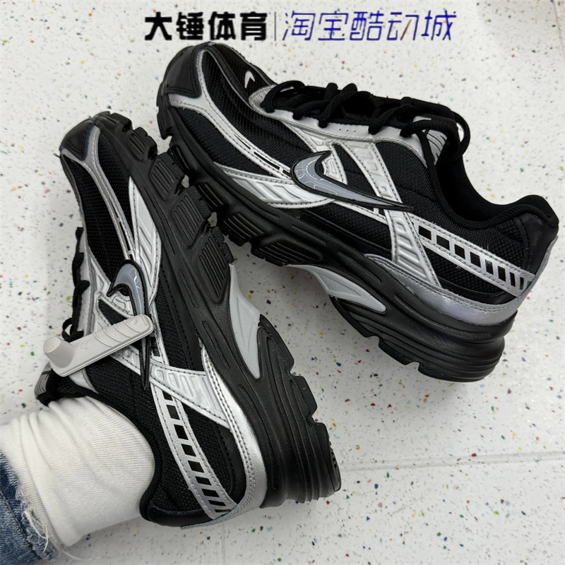 Nike/耐克Initiator女款黑银百搭低帮生活运动跑步鞋IO7597-001