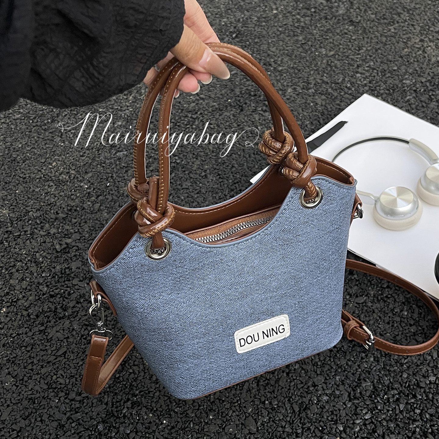 超火撞色轻奢牛仔布菜篮子水桶包