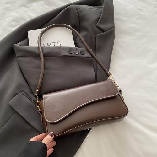 高级质感通勤单肩腋下百搭小方包