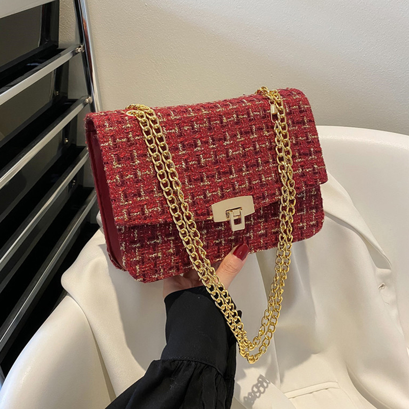 麦瑞雅高级感呢子链条单肩腋下包