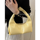 包包女式 2025新款 潮小众轻奢高级感漆皮银色饺子包百搭手提牛角包