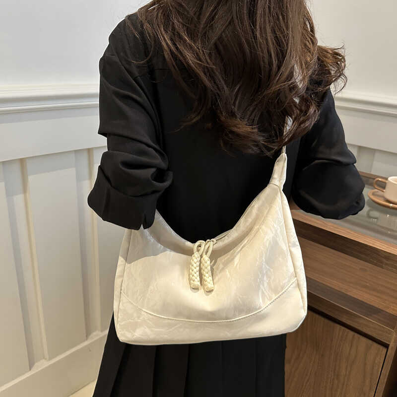 麦瑞雅休闲大容量学生通勤上课包