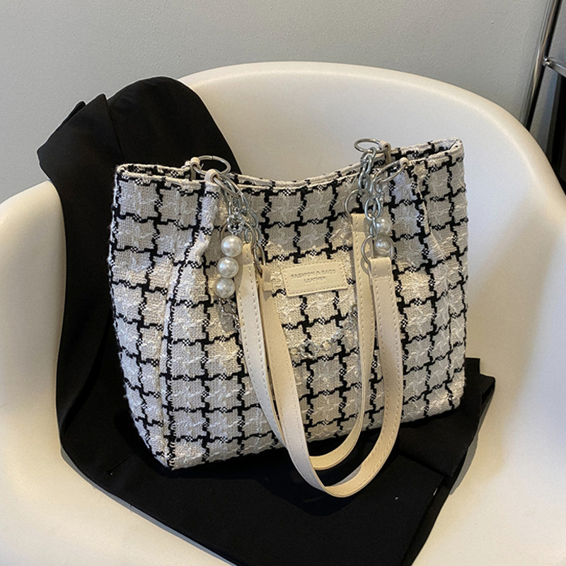 麦瑞雅格子撞色珍珠链条托特包