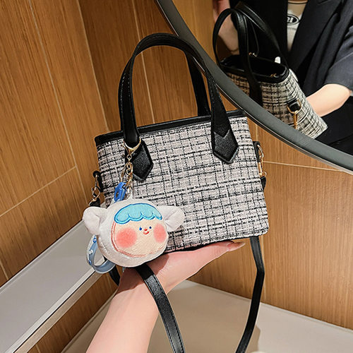 ins超火复古呢子包包女2023新款韩版百搭单肩斜挎时尚手提水桶包 - 封面