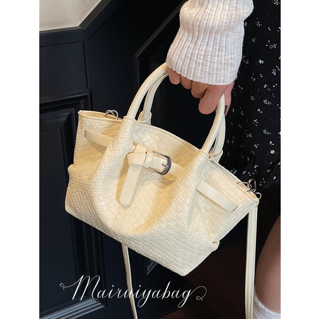 时尚百搭斜挎编织超火手提水桶包