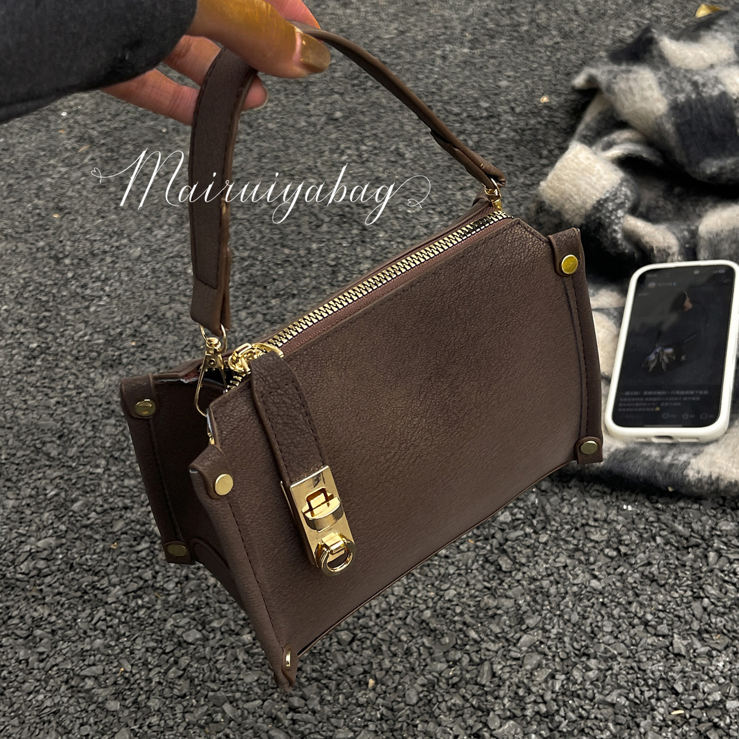 磨砂复古上班通勤轻便手拎小方包