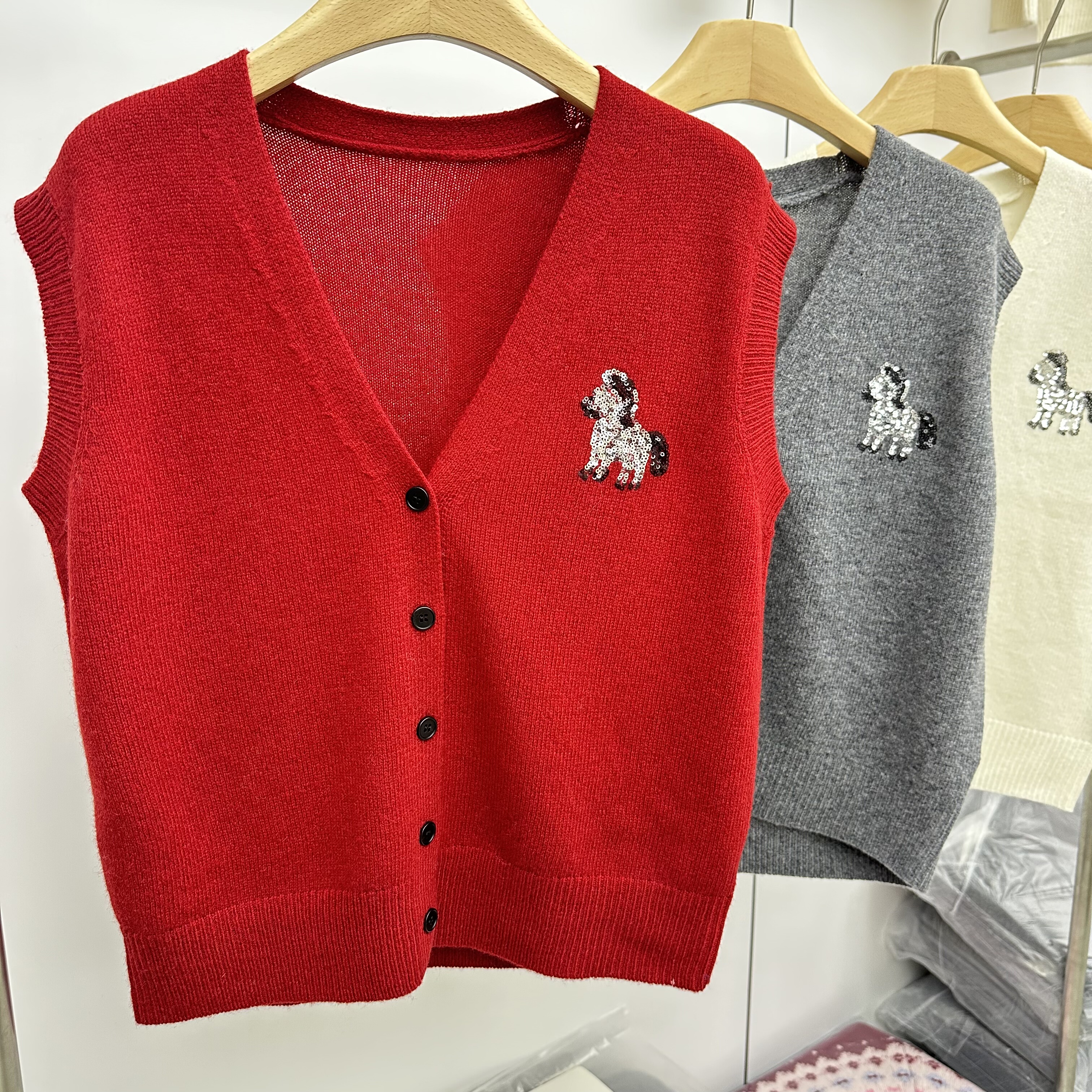 2026 春款韩版宽松显瘦V领开衫毛衣女百搭针织衫全羊毛上衣马甲