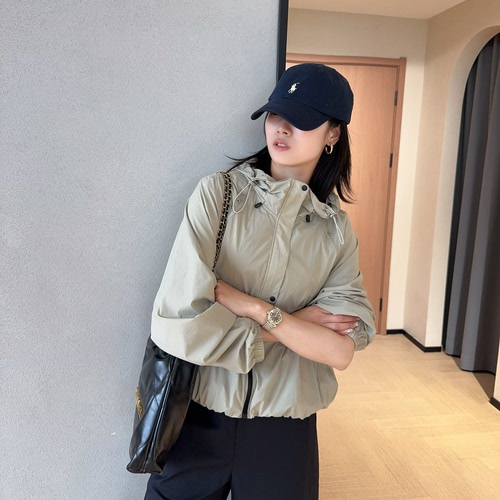WTHEONE山系休闲轻户外薄款防风防水显瘦短款连帽外套女2026春夏