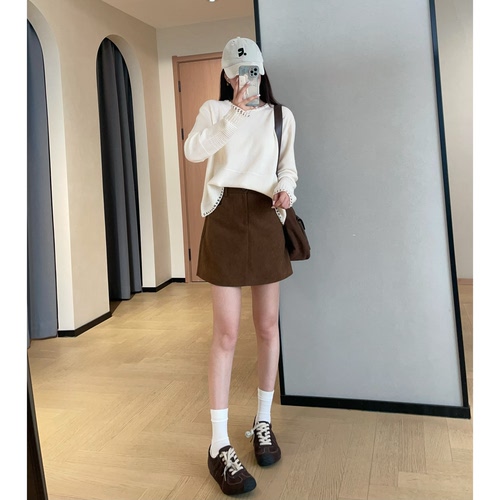 WTHEONE高颜值防走光灯芯绒短裙小个子高腰显瘦A字半身裙女2025秋