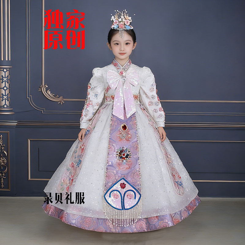 快乐阳光女童金达莱斯密达《哩哩哩》韩服朝鲜族白色演出服出租