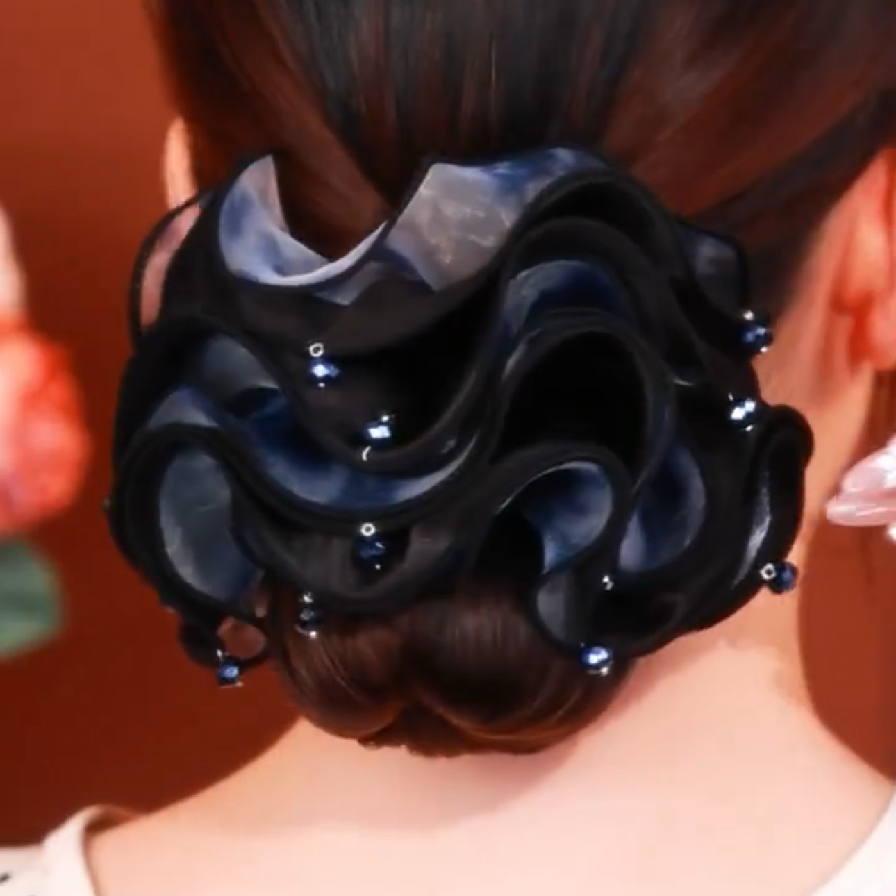 2025秋冬新款诗意优雅雾海发圈女时尚轻奢风气质百搭个性头花发饰