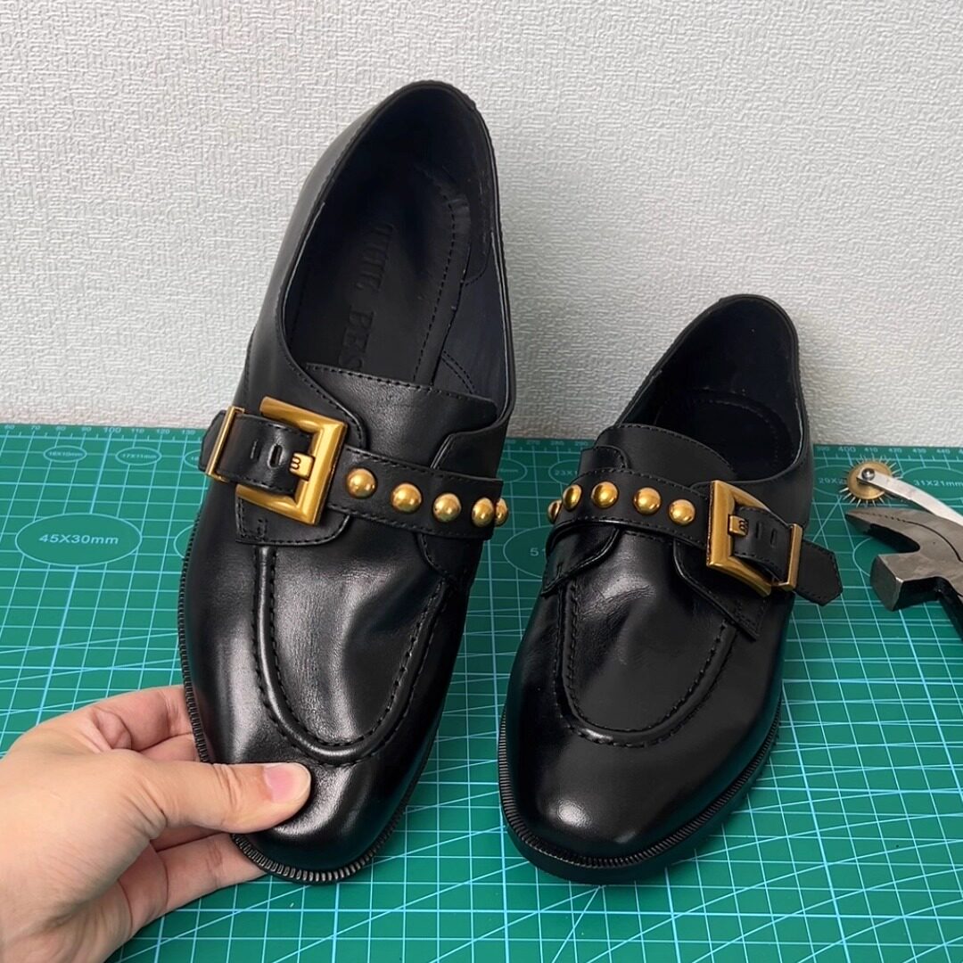 RubyL/1.5cm时尚铆钉皮带扣粗跟乐福鞋复古软牛皮圆头小皮鞋单鞋