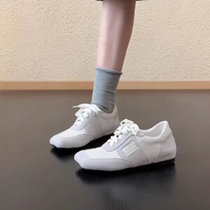 复古棒球风内增高小白鞋女百搭