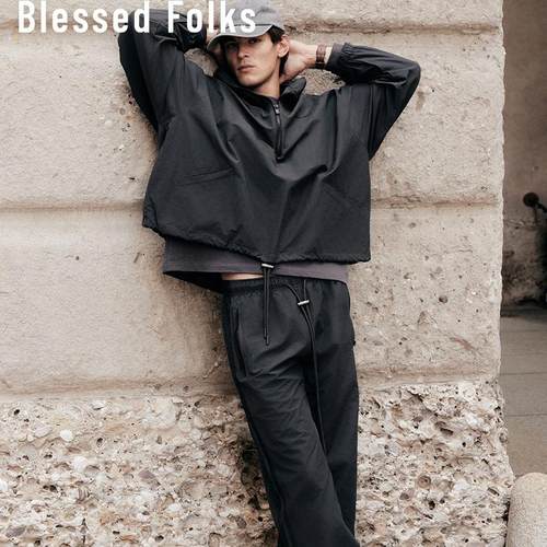 BlessedFolks秋情侣凉感轻薄运动拉链深色拼接风衣外套长短裤