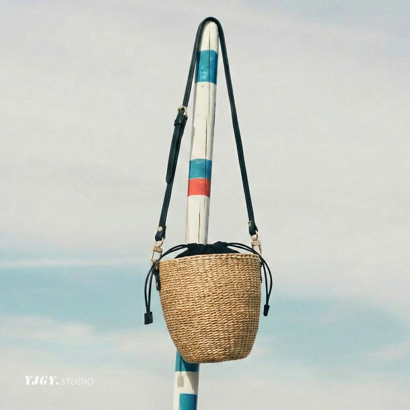 印计谷羽设计师原创手工草编包包女百搭度假小包单肩斜挎包水桶包