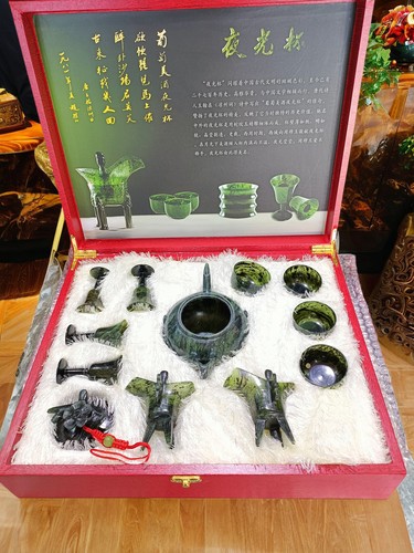 酒泉夜光杯敦煌特产小号高脚杯中号平碗杯小号仿古爵杯梅花壶套装