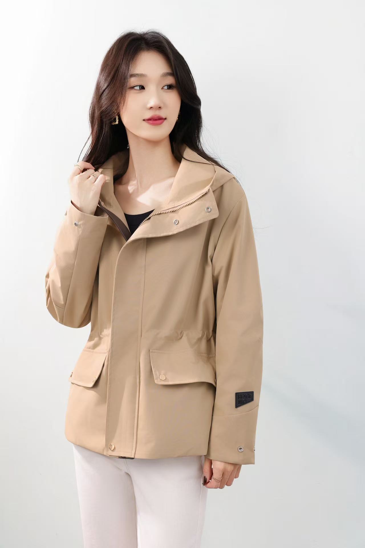 短外套女百搭风宽松连帽棉感舒适夹克冬季款