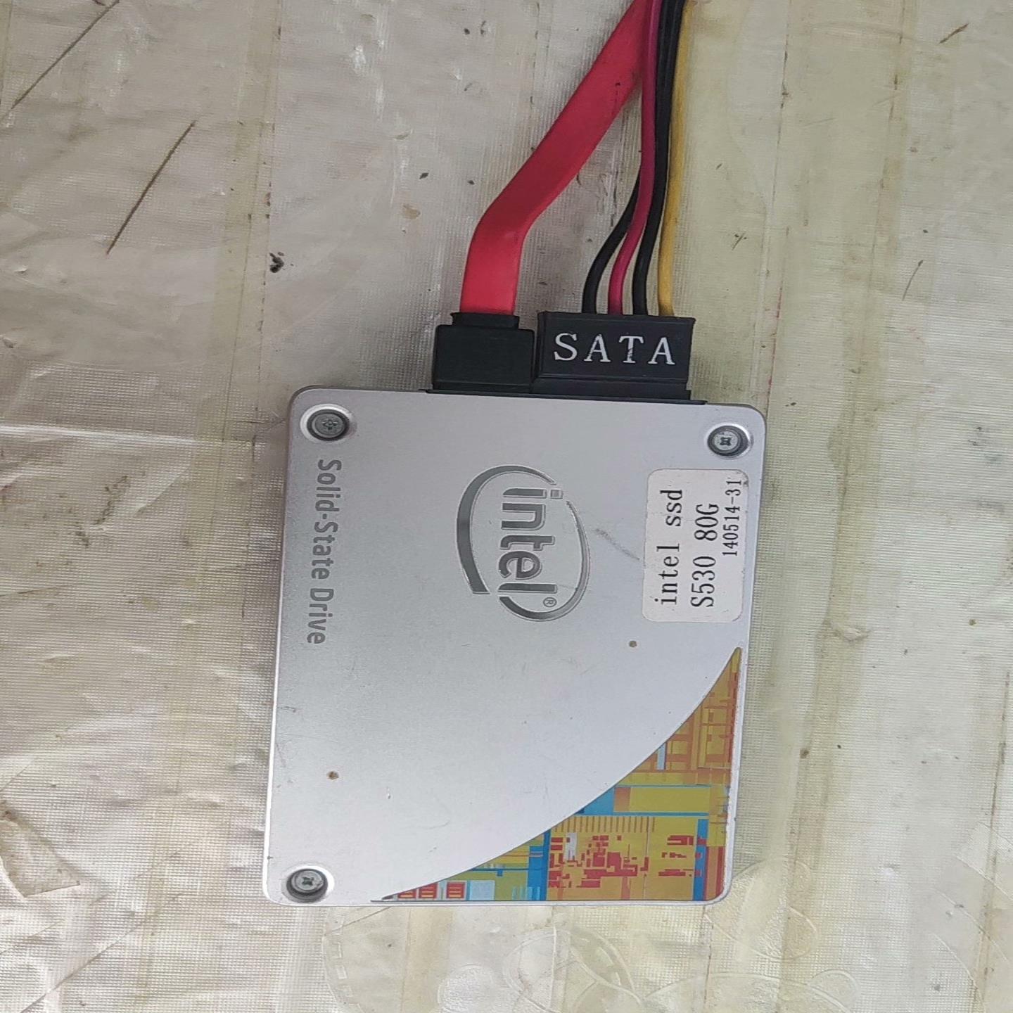 英特尔530 80GB固态硬盘 SATA接口 MLC颗粒实图【议价】