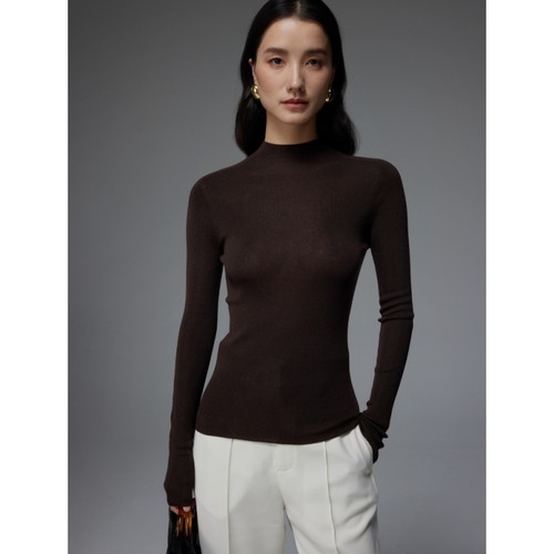 美丽诺无缝一体半高领长袖羊毛衫