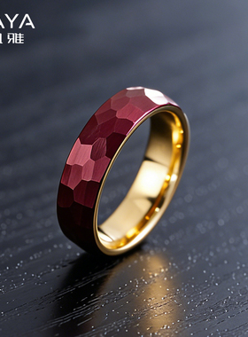 飒雅锤纹钨金本命年红色戒指