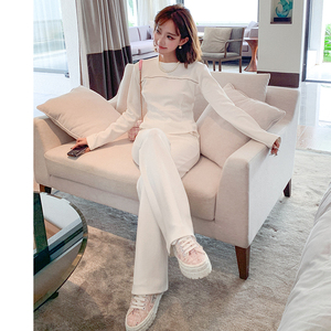 MIUCO简约纯色圆领收腰卫衣+高腰修身微喇裤套装女2024春【现货】