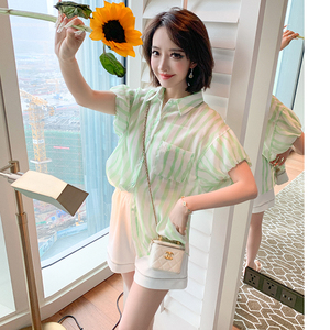 MIUCO夏日清爽绿色条纹泡泡袖衬衫+阔腿短裤套装【现货】