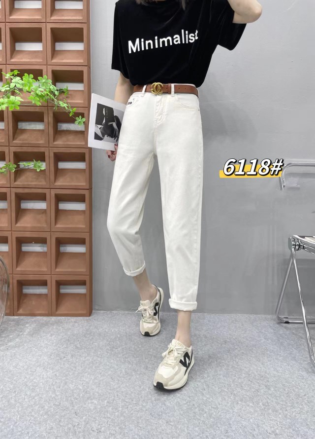 王豪米白色牛仔裤女春秋2023高腰宽松哈伦裤BF小脚垮裤女九分裤
