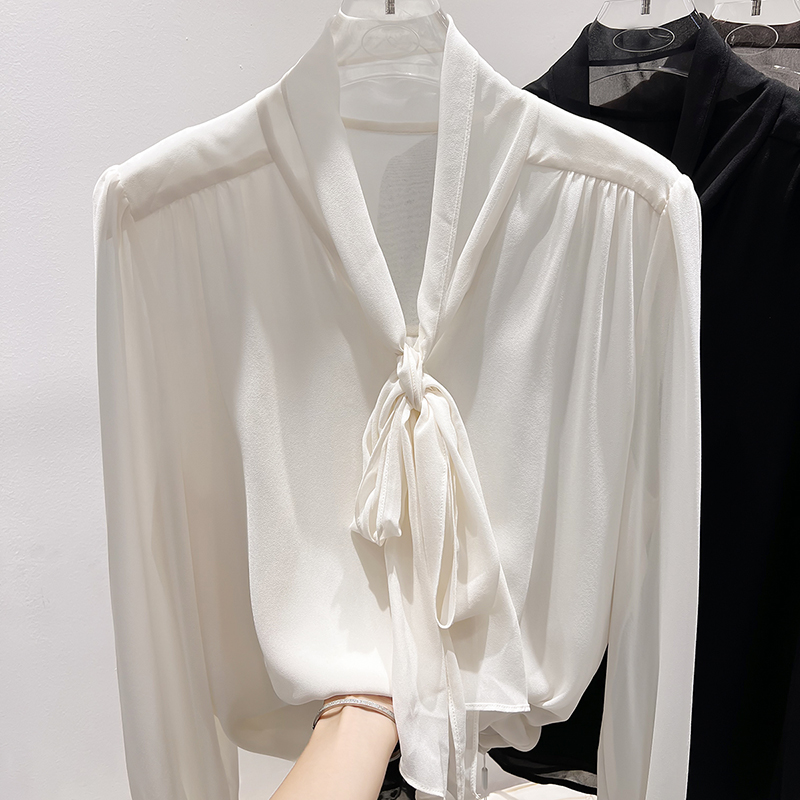 2025新款法式简约V领系带纯色袖子蕾丝边拼接雪纺衫女秋薄款上衣
