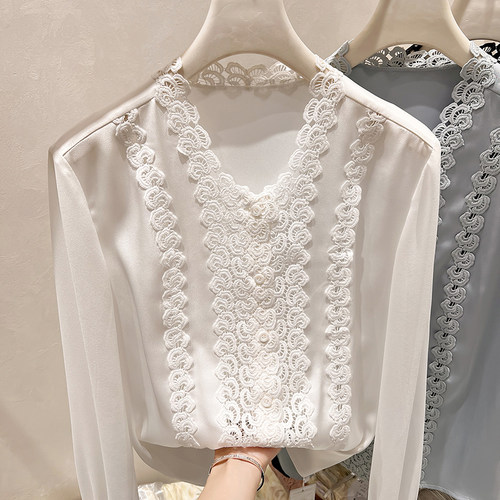 2026新款法式气质显瘦V领钩花刺绣拼接套头长袖上衣女春薄款上衣