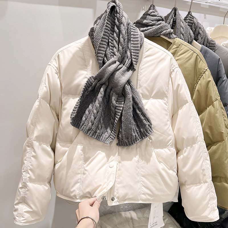 2025新款韩国宽松圆领送围巾单排扣加厚短款白鸭绒羽绒服女冬季