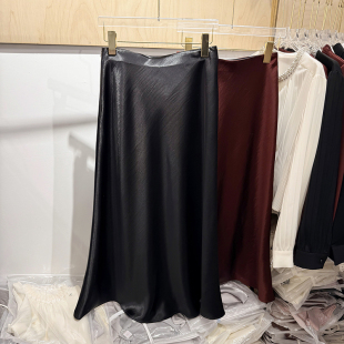 半身裙女春季 2025新款 韩国气质显瘦高腰缎面纯色中长款
