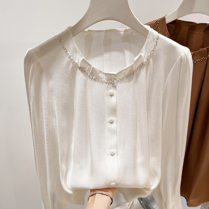 2026新款韩国气质显瘦圆领压皱镶钻单排扣长袖衬衣女春季薄款上衣